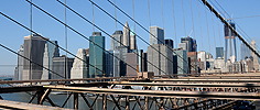 Pohled na jižní část Manhattanu z Brooklynského mostu