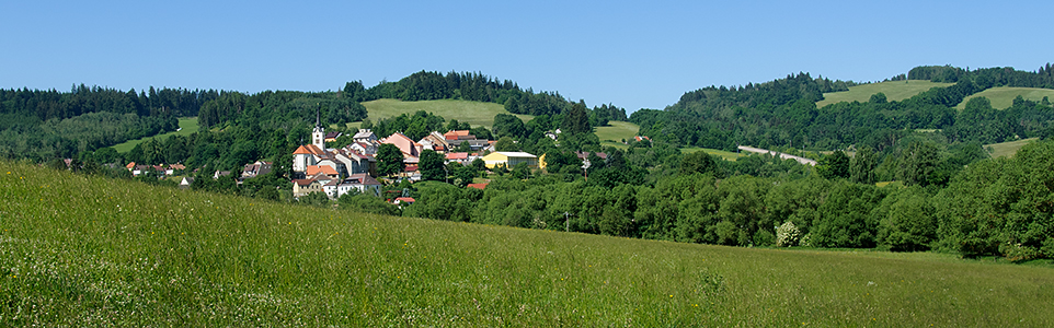 Kliknutm na ne uveden fotografie pejdete na  MSTA A OBCE v jednotlivch zemch