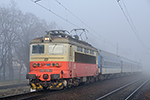 242 258-2, trať: 220 Praha - České Budějovice (České Budějovice), foceno: 10.12.2015