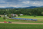 380 010-9, trať: 220 Praha - České Budějovice - Linz (Lest), foceno: 14.09.2017