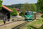 705 905-8, trať 229: Nová Bystřice - Jindřichův Hradec (Blažejov), foceno: 21.05.2016