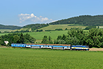 754 057-8, trať: 194 Nové Údolí - České Budějovice (Mezipotočí), foceno: 24.06.2016